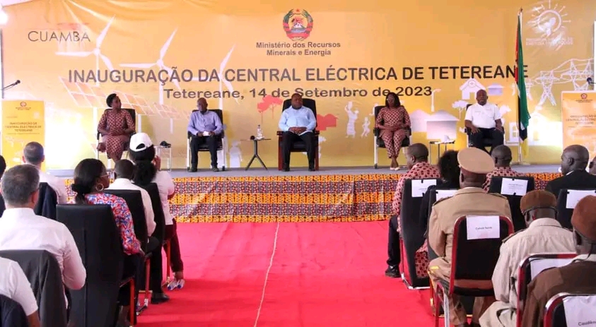 Cerimônia de inauguração da central fotovoltaica de Cuamba na província de Niassa
